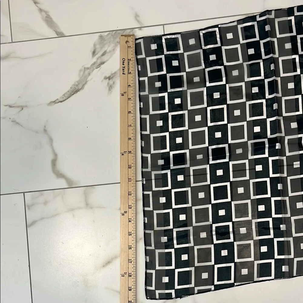 Black and White Vintage Geometric Scarf